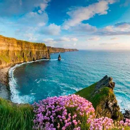 Lantgård Moher Heights *